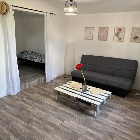 Appartamento T2 à Convenance Baie-Mahault Esterno foto